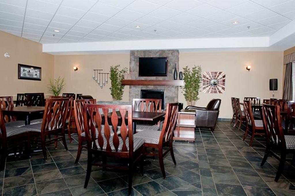 Paradise Inn And Suites Valleyview Eksteriør billede