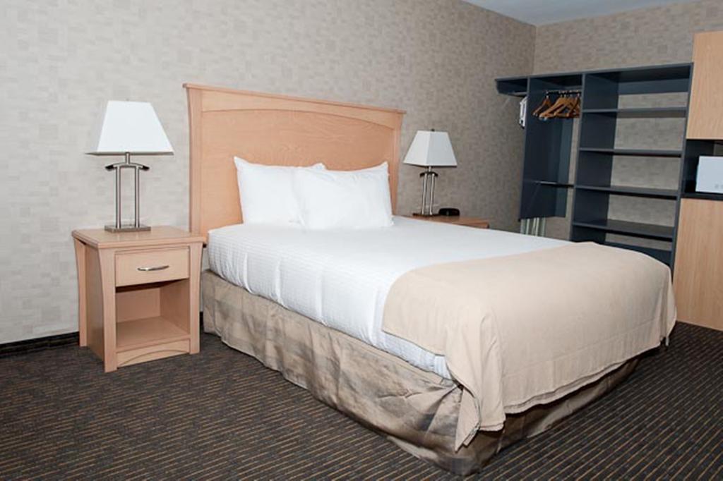 Paradise Inn And Suites Valleyview Eksteriør billede
